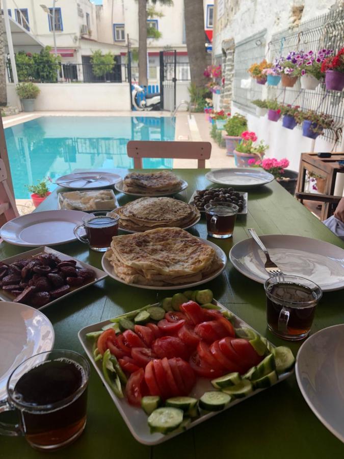 Kilavuz Otel Bodrum Bagian luar foto