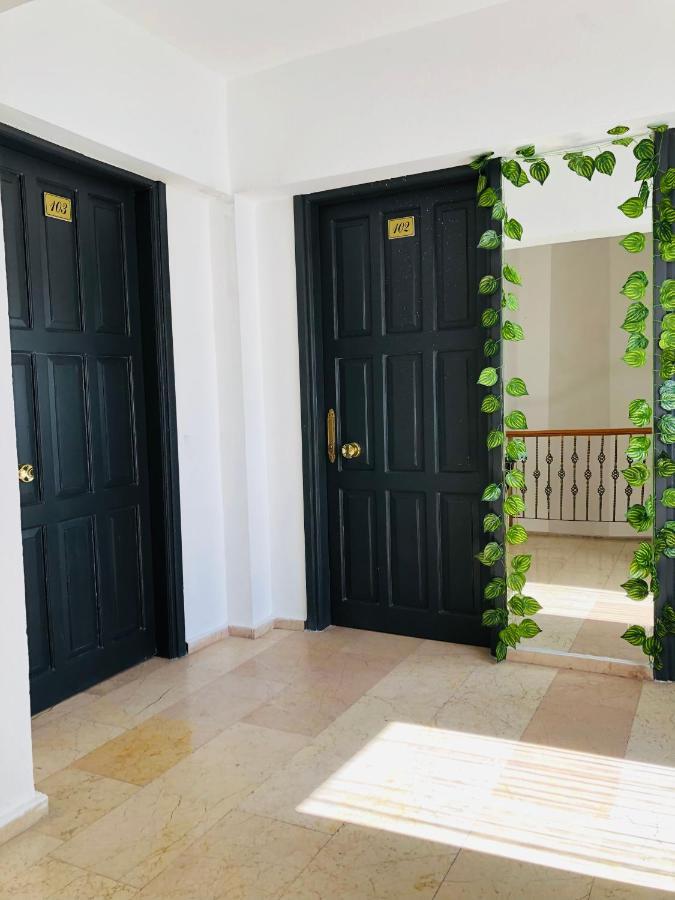 Kilavuz Otel Bodrum Bagian luar foto